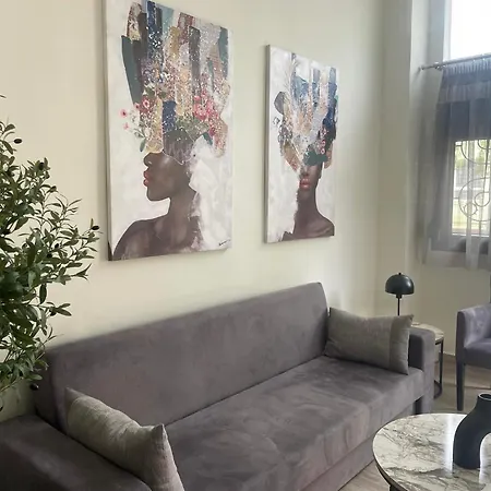 Lägenhet Trainstation In *